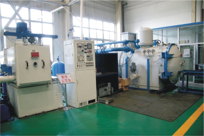 真空热处理炉Vacuum heat treatment furnace.jpg